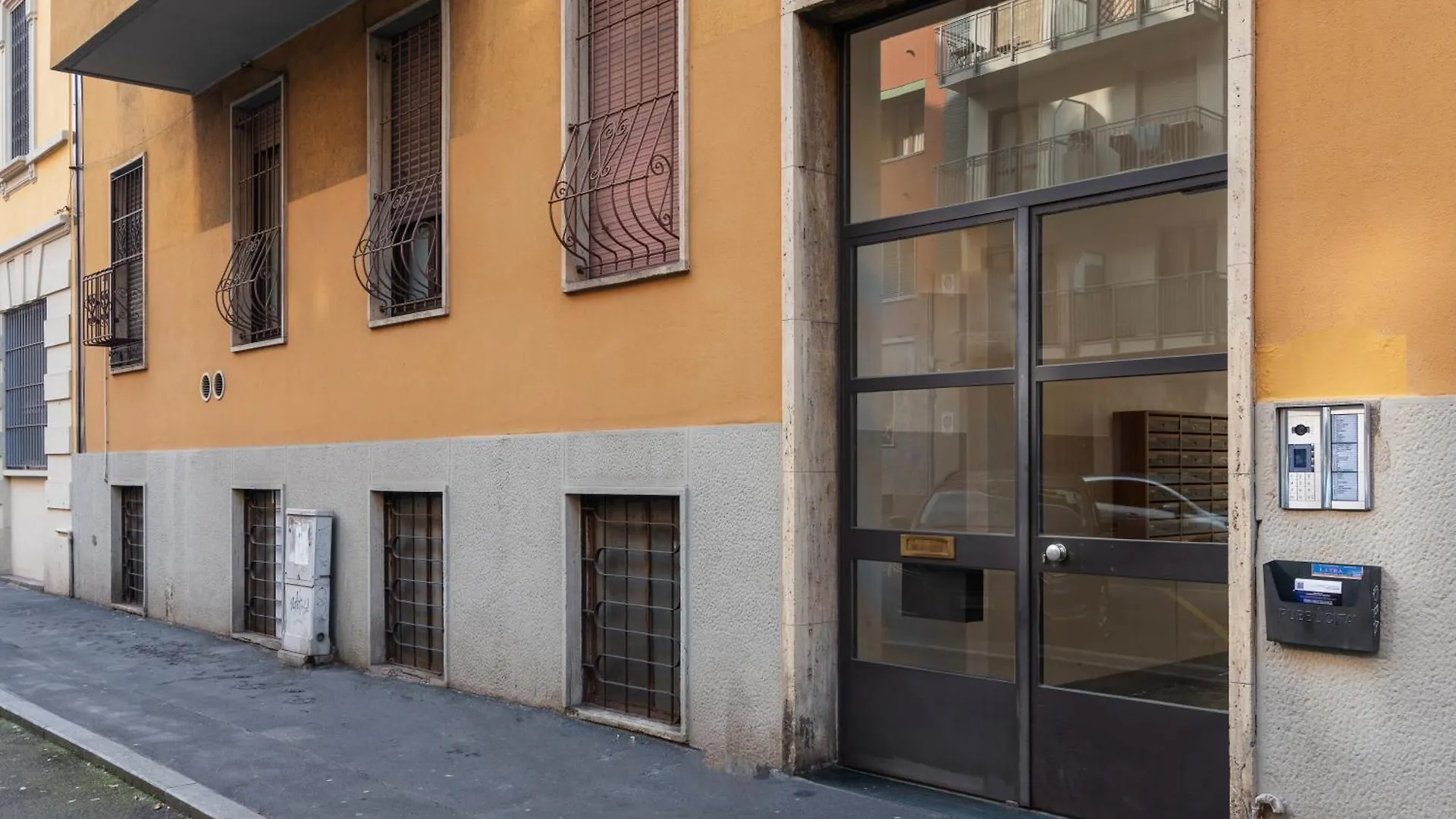 Nuovo Bilocale Moderno Nel Cuore Di Milano Апартаменты Милан