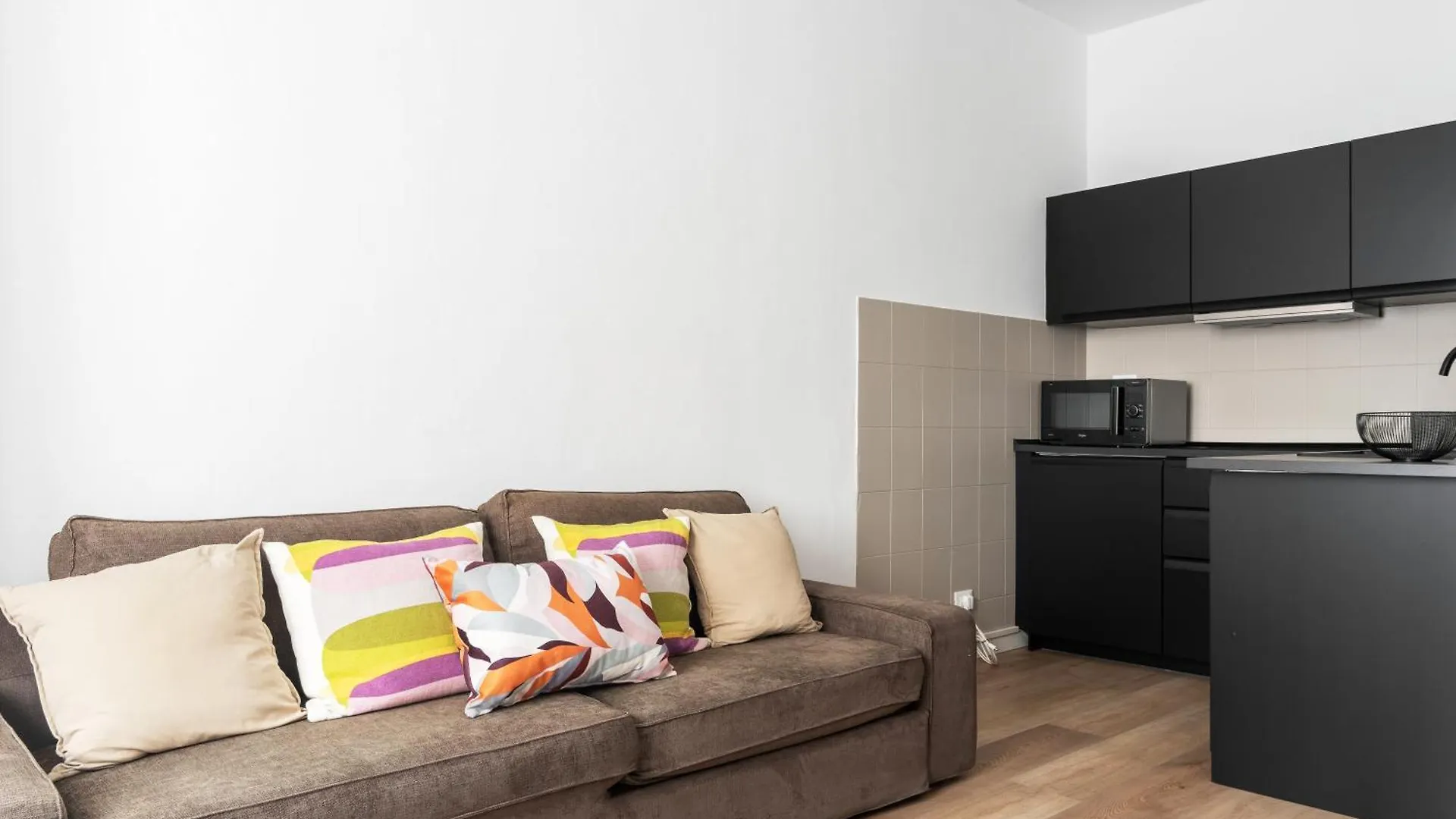 Nuovo Bilocale Moderno Nel Cuore Di Milano Μιλάνο